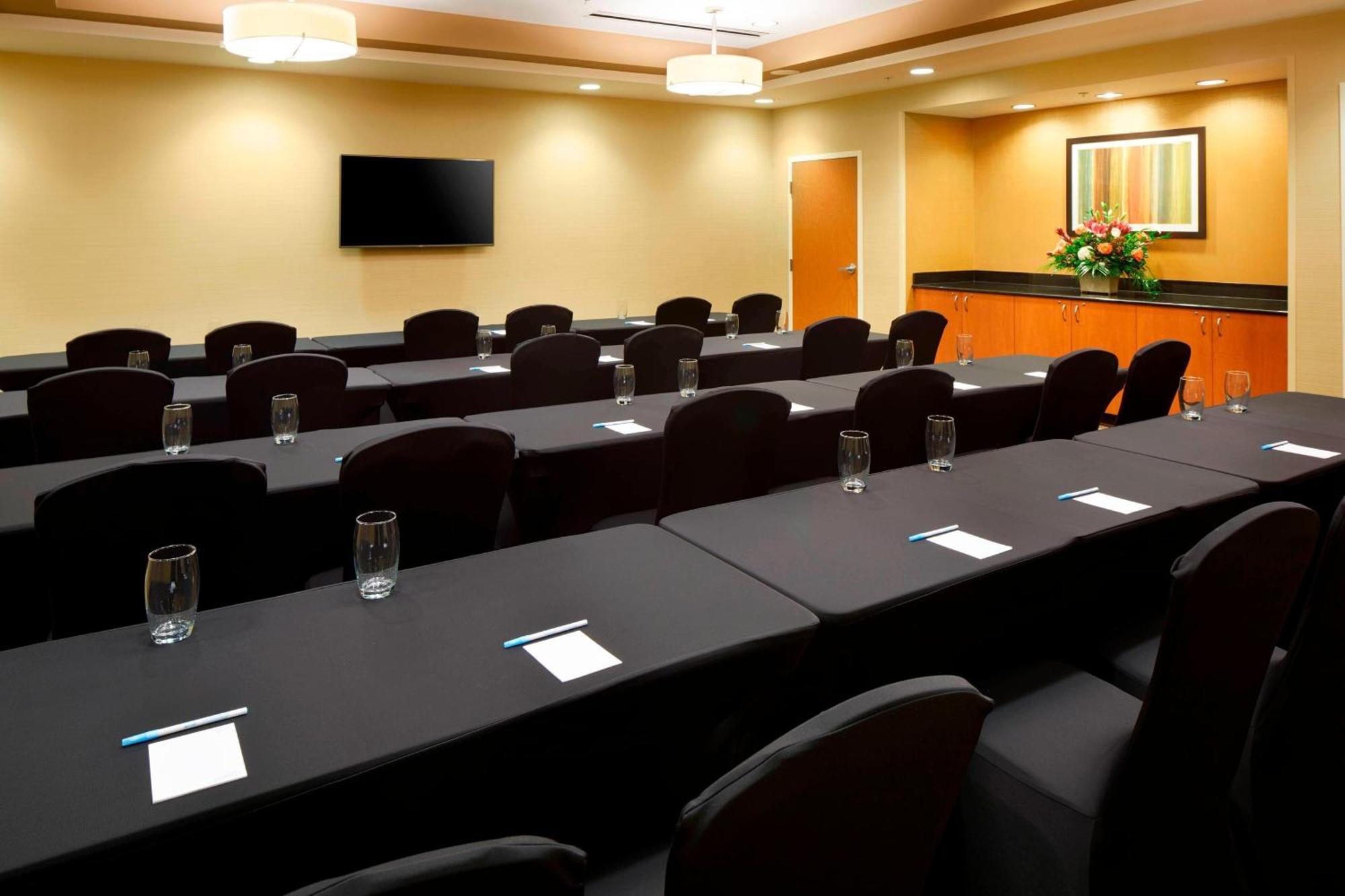 Fairfield Inn & Suites By Marriott Cumberland Kültér fotó